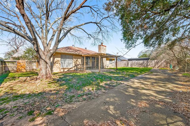 927 Comstock Springs Drive, Katy, TX 77450