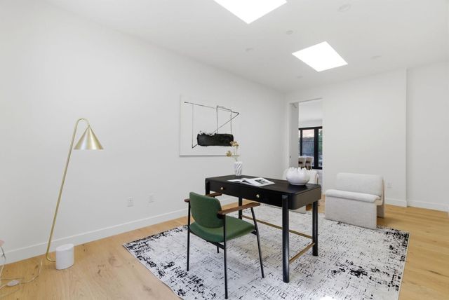 680 N San Antonio Road, Los Altos, CA 94022
