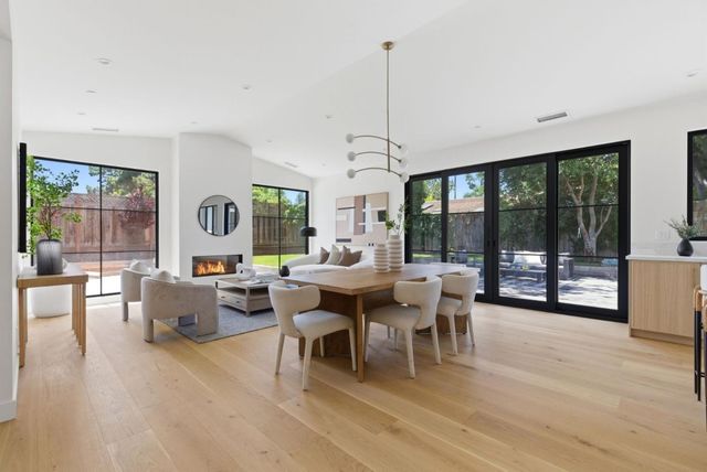 680 N San Antonio Road, Los Altos, CA 94022