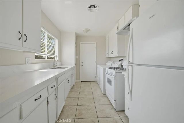 2540 Lynwood, Bakersfield, CA 93306