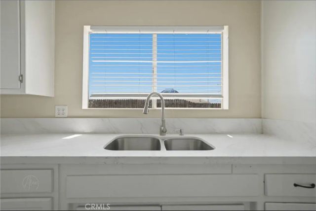 2540 Lynwood, Bakersfield, CA 93306