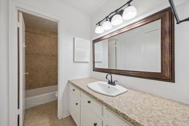 12411 Caren Court, Houston, TX 77031