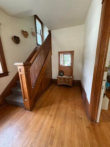 274 Garfield Avenue, Battle Creek, MI 49017