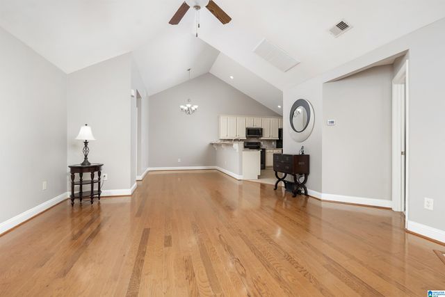 121 Cornerstone Ct Unit 121, Birmingham, AL 35022