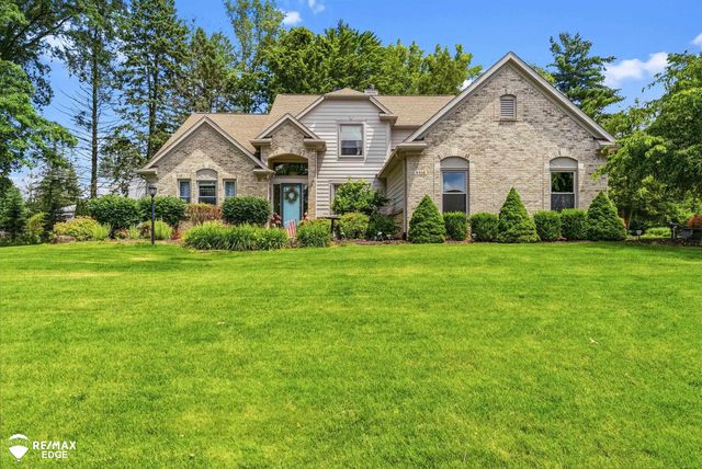 3311 Peregrine Way, Howell, MI 48843