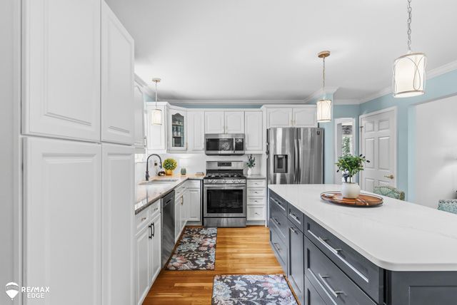3311 Peregrine Way, Howell, MI 48843