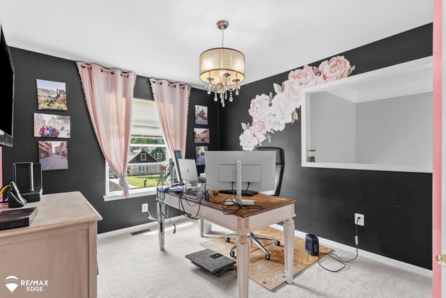3311 Peregrine Way, Howell, MI 48843