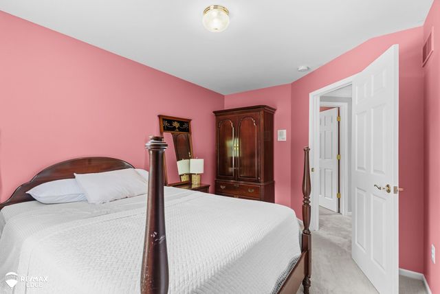 3311 Peregrine Way, Howell, MI 48843