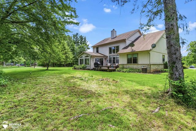 3311 Peregrine Way, Howell, MI 48843
