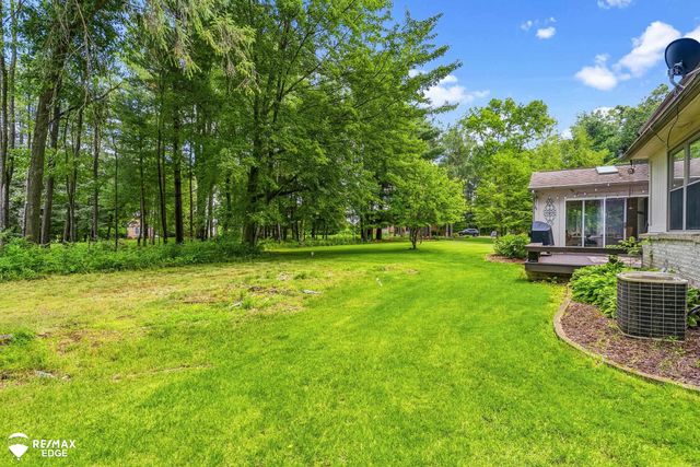 3311 Peregrine Way, Howell, MI 48843
