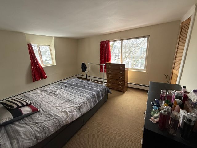 23 Kingsbury St 2, Framingham, MA 01702