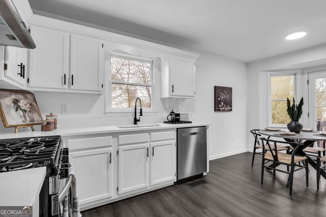 251 Lambeth Drive, Hiram, GA 30141