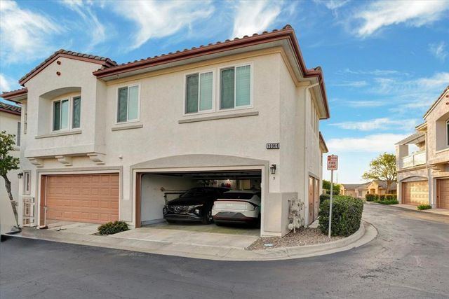 10944 Ivy Hill Drive 5, San Diego, CA 92131