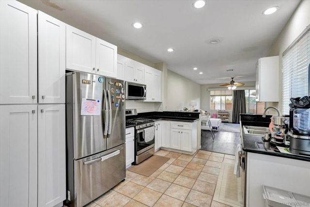 10944 Ivy Hill Drive 5, San Diego, CA 92131