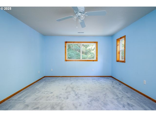 29380 Se OLD RANCH Dr, Estacada, OR 97023