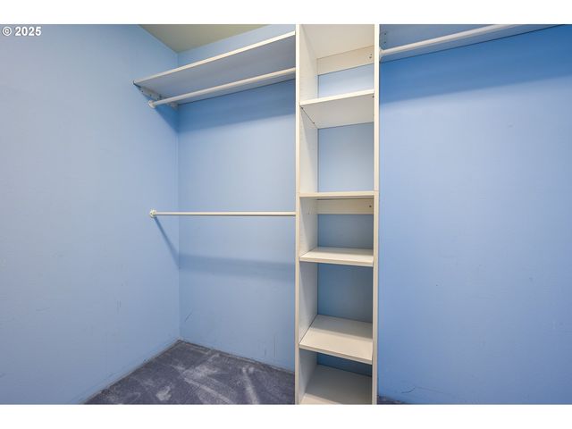 29380 Se OLD RANCH Dr, Estacada, OR 97023