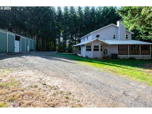 29380 Se OLD RANCH Dr, Estacada, OR 97023