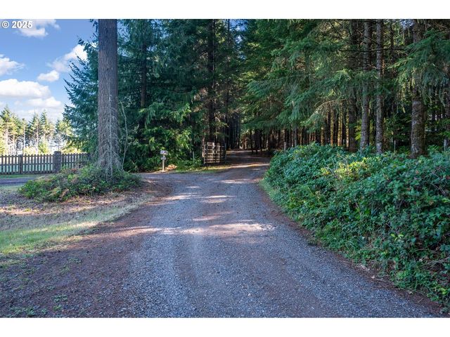 29380 Se OLD RANCH Dr, Estacada, OR 97023