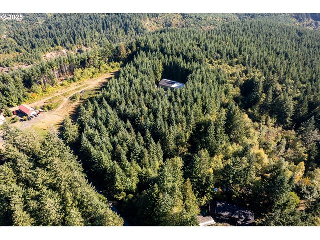 29380 Se OLD RANCH Dr, Estacada, OR 97023