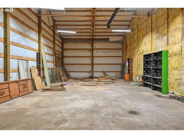 29380 Se OLD RANCH Dr, Estacada, OR 97023