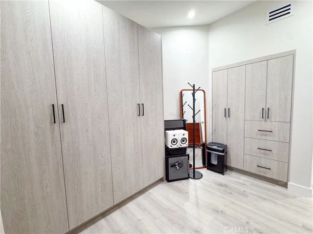 8601 Sunland Blvd 67, Sun Valley, CA 91352