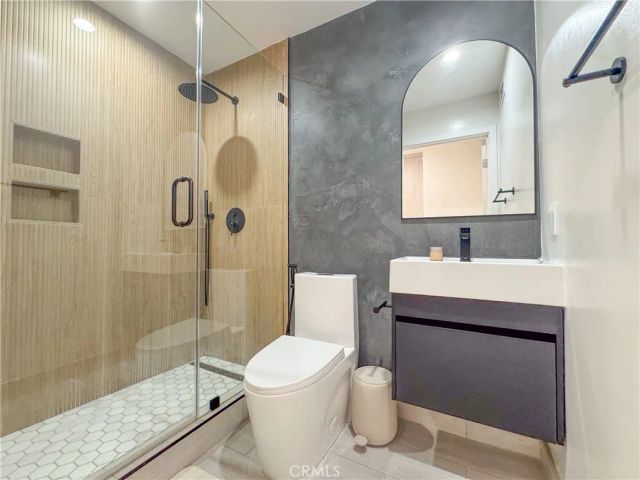 8601 Sunland Blvd 67, Sun Valley, CA 91352