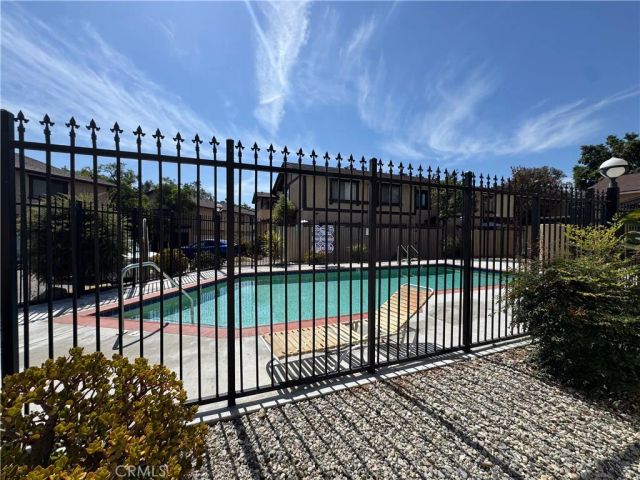 8601 Sunland Blvd 67, Sun Valley, CA 91352