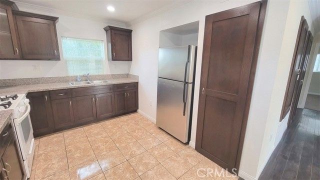 8754 Reading Avenue 3, Los Angeles, CA 90045