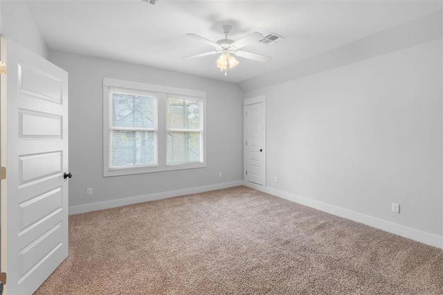 707 Division Street B, Lake Charles, LA 70601