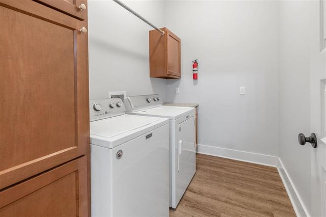 707 Division Street B, Lake Charles, LA 70601