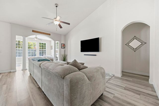 810 Indianola Ct., Myrtle Beach, SC 29579