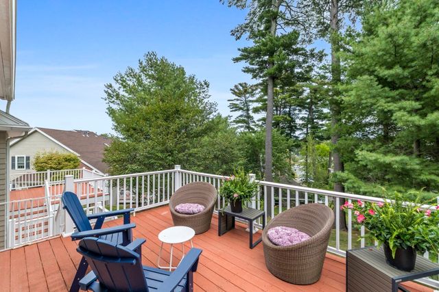 900 Lynnfield Street 6, Lynnfield, MA 01940