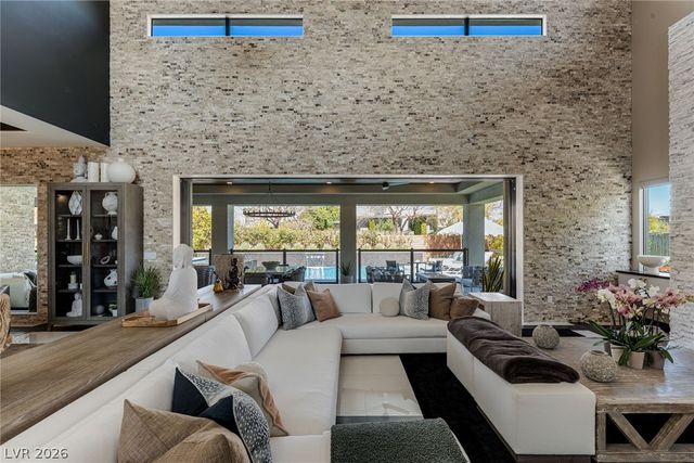 11492 Opal Springs Way, Las Vegas, NV 89135