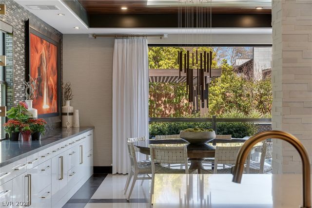 11492 Opal Springs Way, Las Vegas, NV 89135