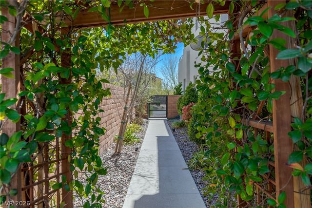 11492 Opal Springs Way, Las Vegas, NV 89135