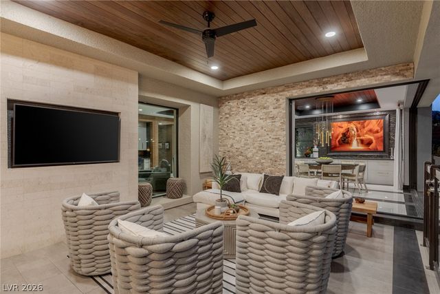 11492 Opal Springs Way, Las Vegas, NV 89135