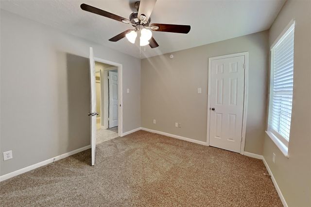18702 Timber Way Drive, Humble, TX 77346