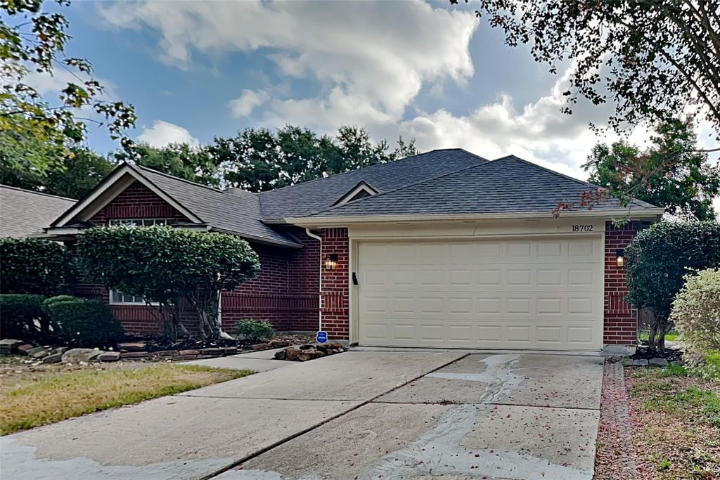 18702 Timber Way Drive, Humble, TX 77346