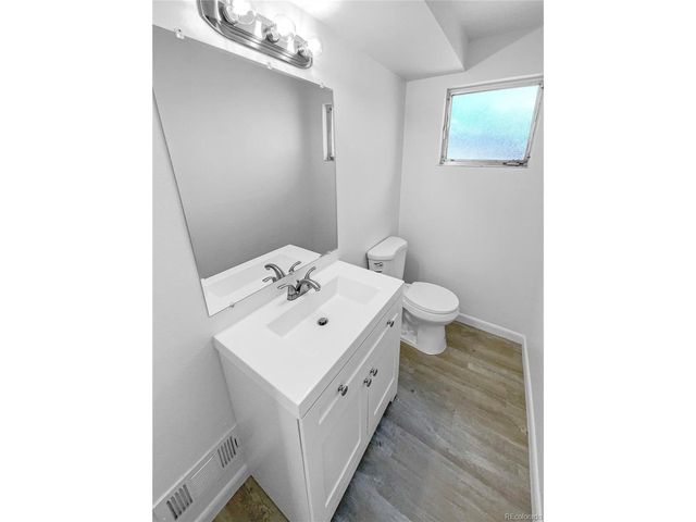 622 Dawson St, Aurora, CO 80011