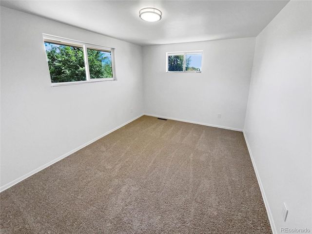 622 Dawson St, Aurora, CO 80011