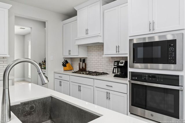 14043 May Mist, San Antonio, TX 78253