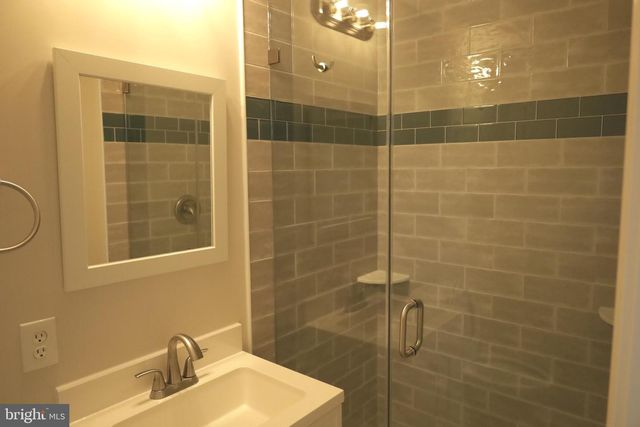 21543 TROWBRIDGE SQ, Ashburn, VA 20147