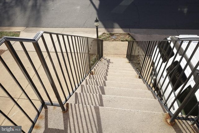 21543 TROWBRIDGE SQ, Ashburn, VA 20147