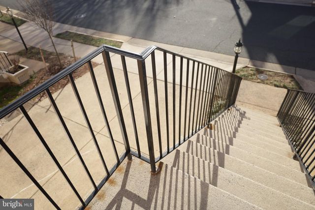 21543 TROWBRIDGE SQ, Ashburn, VA 20147