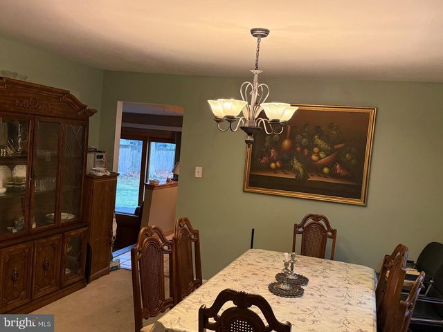 521 WOODLAND AVE, Cherry Hill, NJ 08002