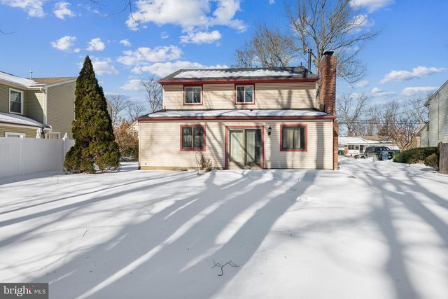 521 WOODLAND AVE, Cherry Hill, NJ 08002