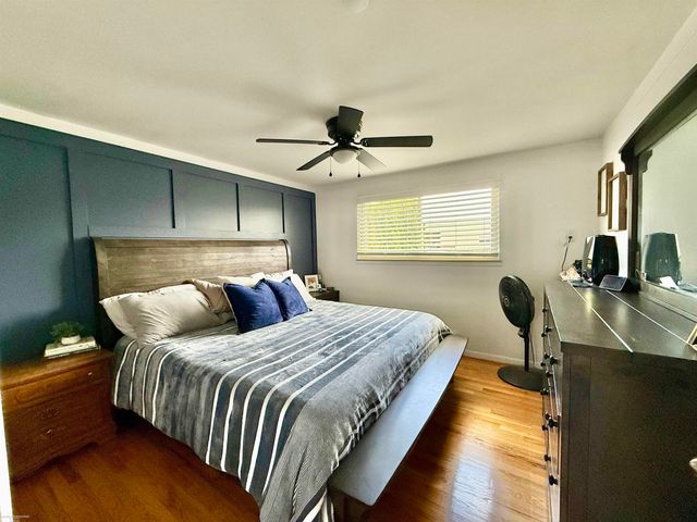 1250 W Elmwood Avenue, Clawson, MI 48017