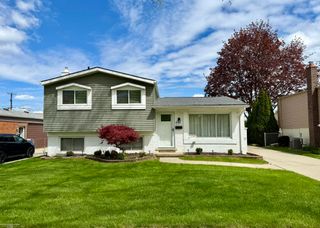 1250 W Elmwood Avenue, Clawson, MI 48017