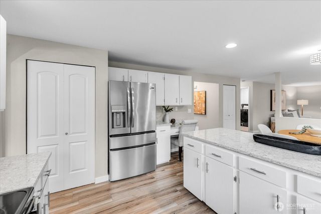 22621 8th Drive SE, Bothell, WA 98021