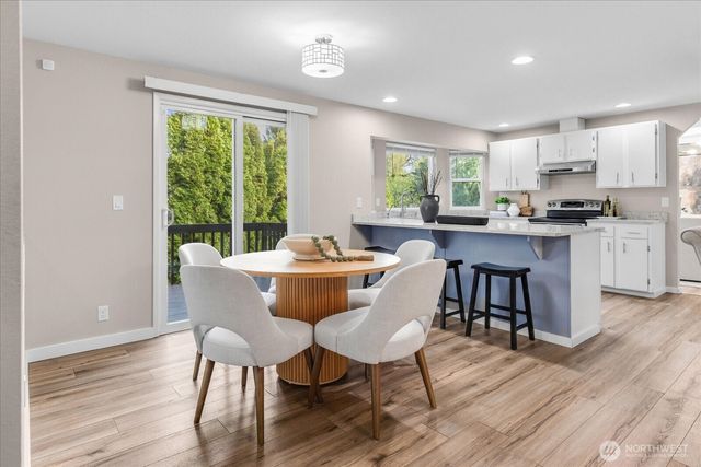 22621 8th Drive SE, Bothell, WA 98021